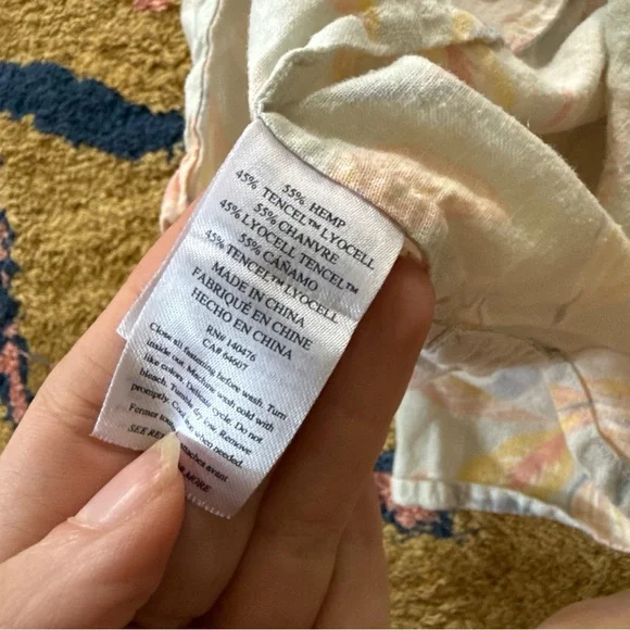 Faherty Floral Hemp Button-Up Blouse sz small - Picture 5 of 5